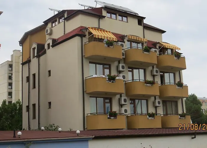 Hotel Strinava Primorsko
